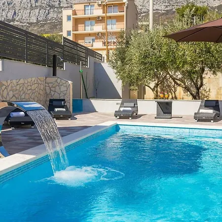 Navigare With Swimming Pool Casa de Férias
