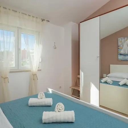 Navigare With Swimming Pool *