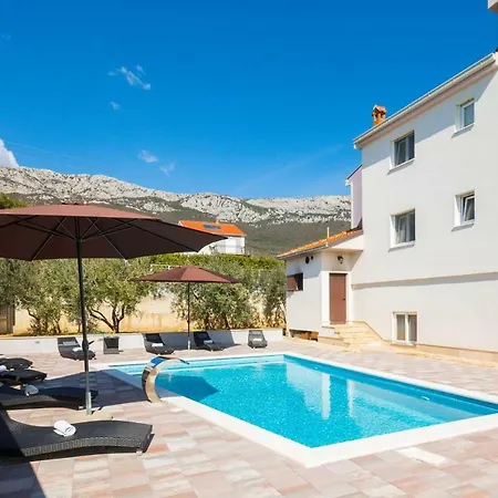 Navigare With Swimming Pool Casa de Férias