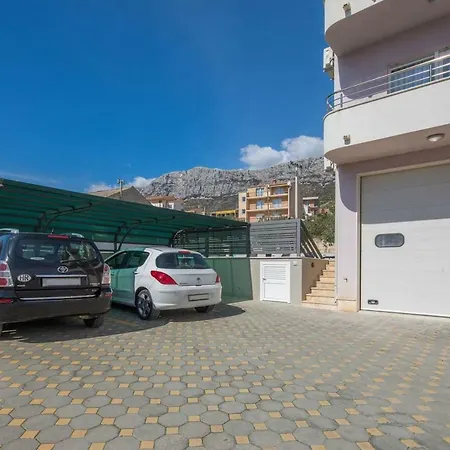 Casa de Férias Navigare With Swimming Pool Kaštela