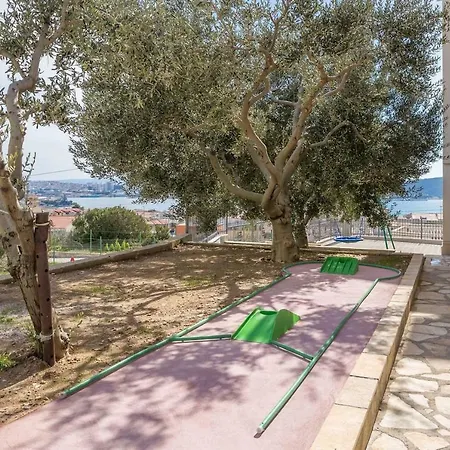 Navigare With Swimming Pool Casa de Férias